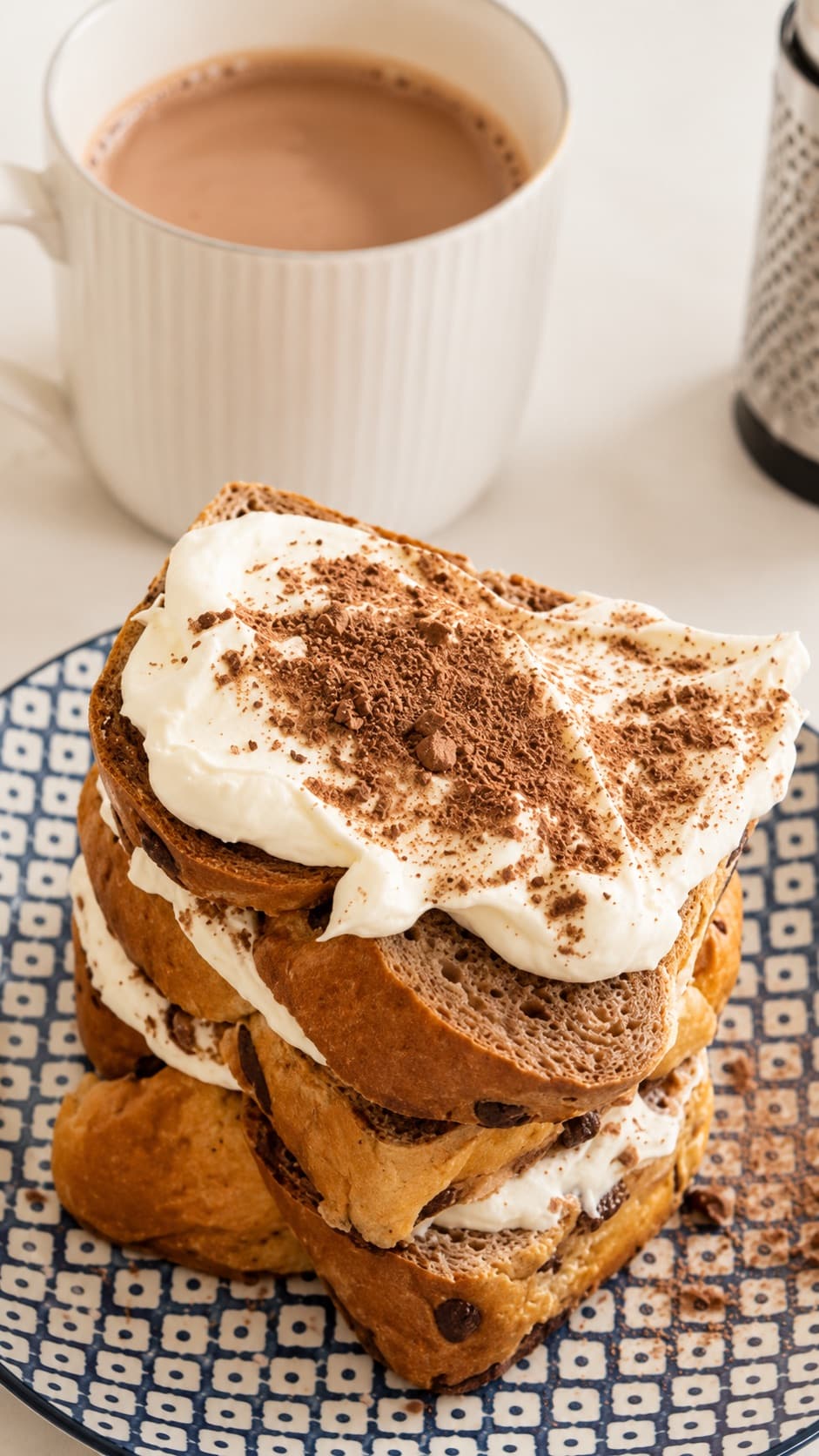 Brioche tressée aux pépites de chocolat façon tiramisu